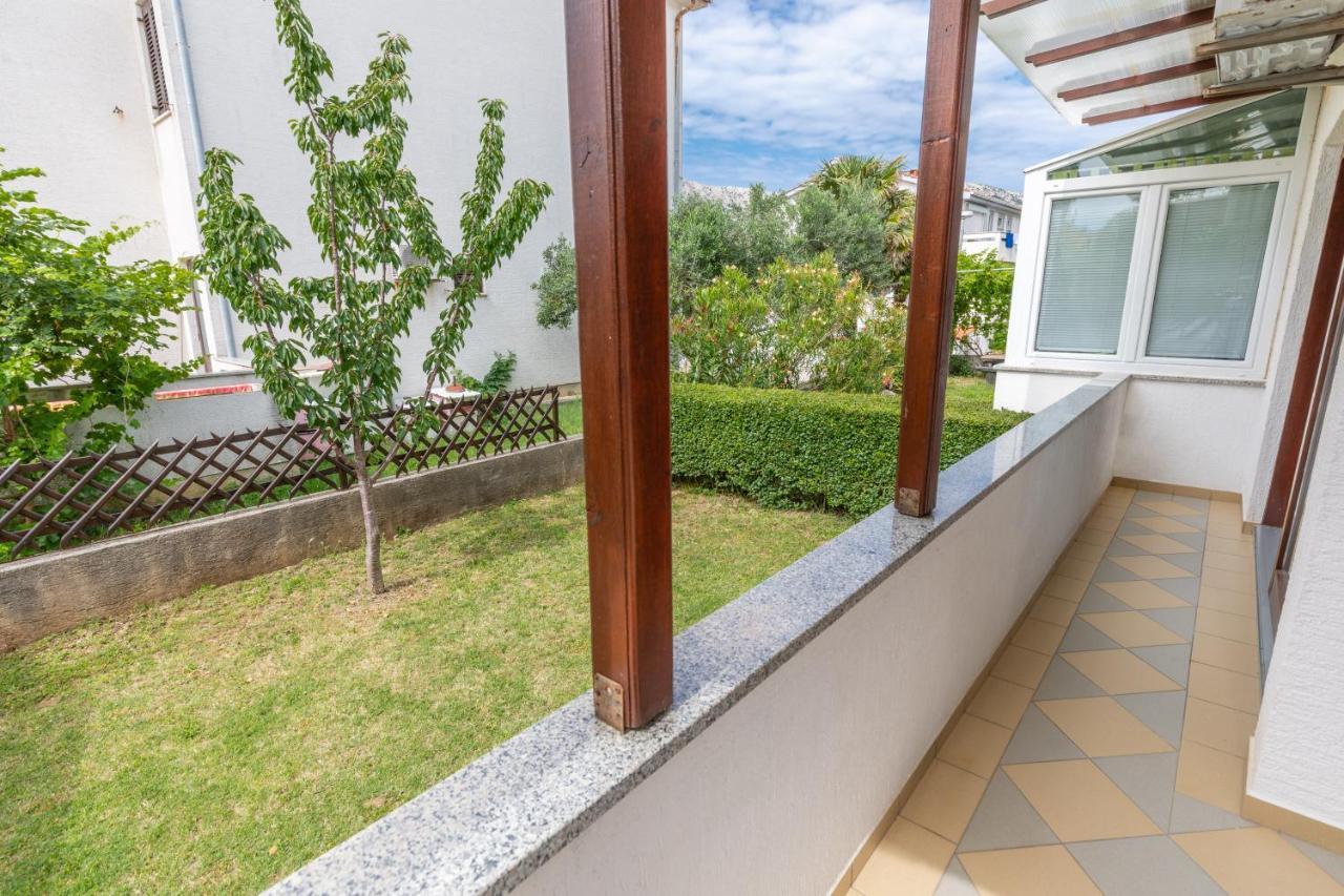 Lana Apartment Baška